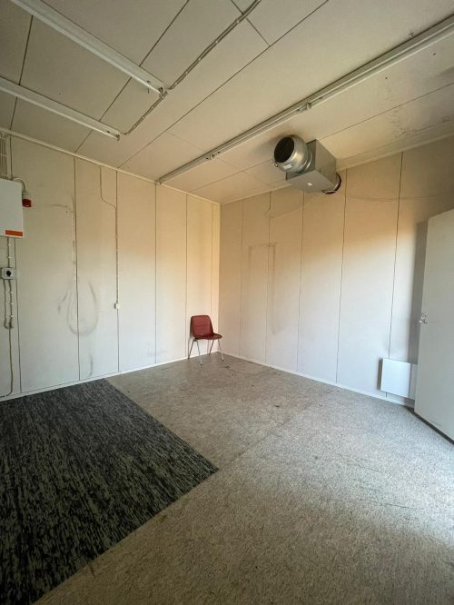 c7c6bb59-0f3e-428f-b37d-4036d1724fc9